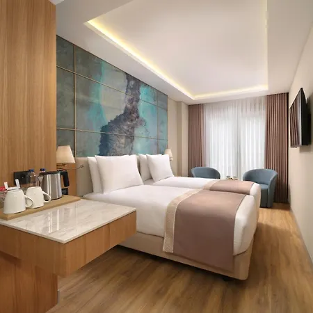 Shirisha Istanbul